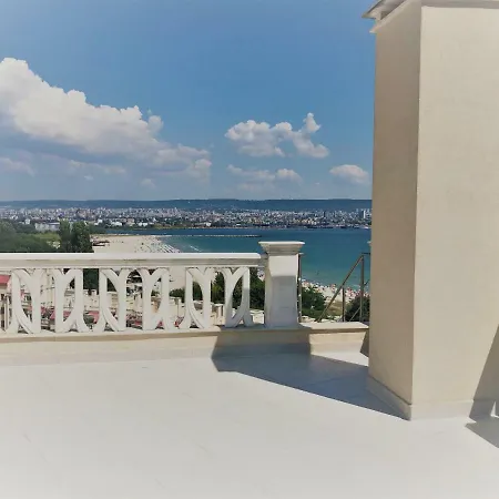 사우스 베이 비치 * 바르나