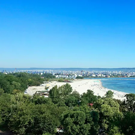 South Bay Apartment Warna