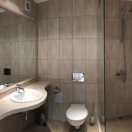 Apartment South Bay Warna